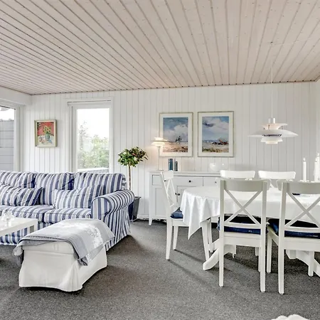 Mumme - 100m From The Sea By Interhome *